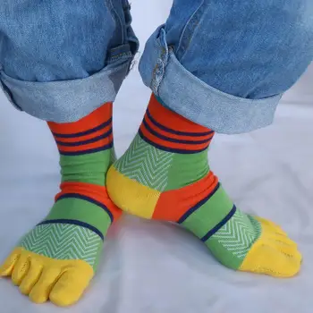 Весна Осень Мужчины Пять Пальцев Носки Полосатые Яркий Цвет Уличная Мода Новинка Мужья Отцы Харадзюку Счастливые носки с пальцами