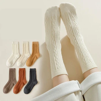 Женские зимние носки Толстые японские модные теплые носки для женщин Новые осенние длинные ретро однотонные повседневные шерстяные носки для девочек удобные